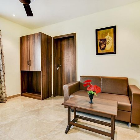 Townhouse Oak Hotel Chaitanya Executive Near Fun Time Multiplex プネ エクステリア 写真